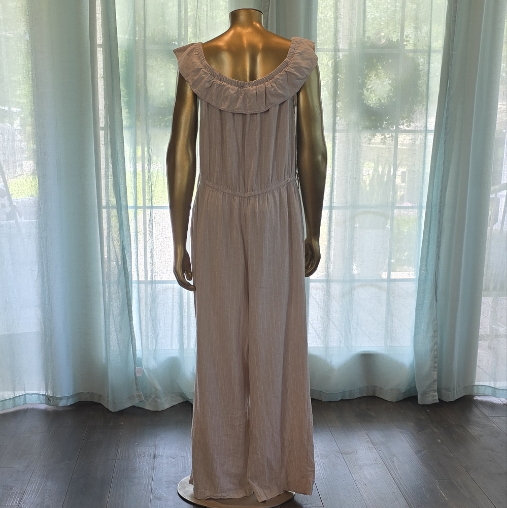 Universal Thread Jumpsuit - Picture 3 of 5
